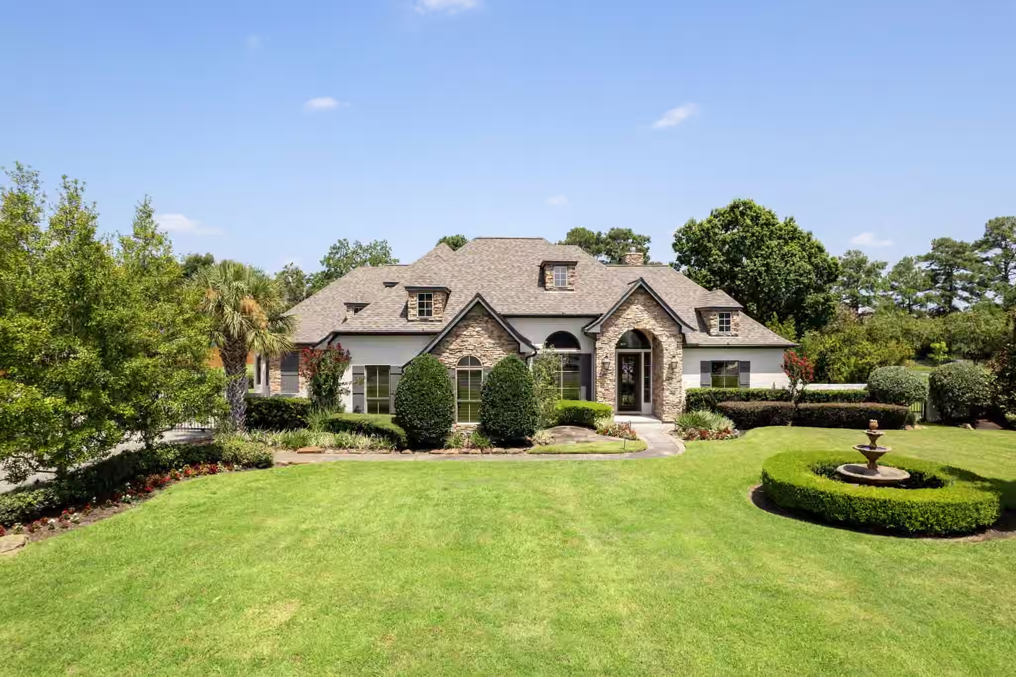 Photo of 7930 Spring Village Drive, Spring, TX 77389