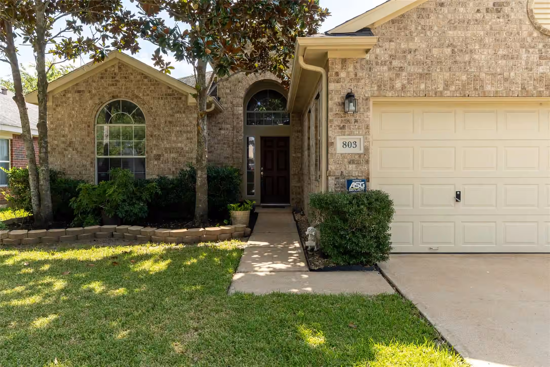 Photo 5 of 803 Pickett Hill Lane Lane, Rosenberg, TX
