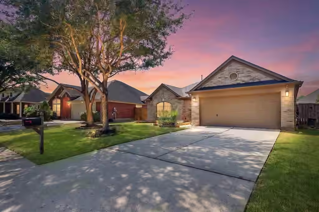 Photo 3 of 14903 Meridian Park Lane, Humble, TX