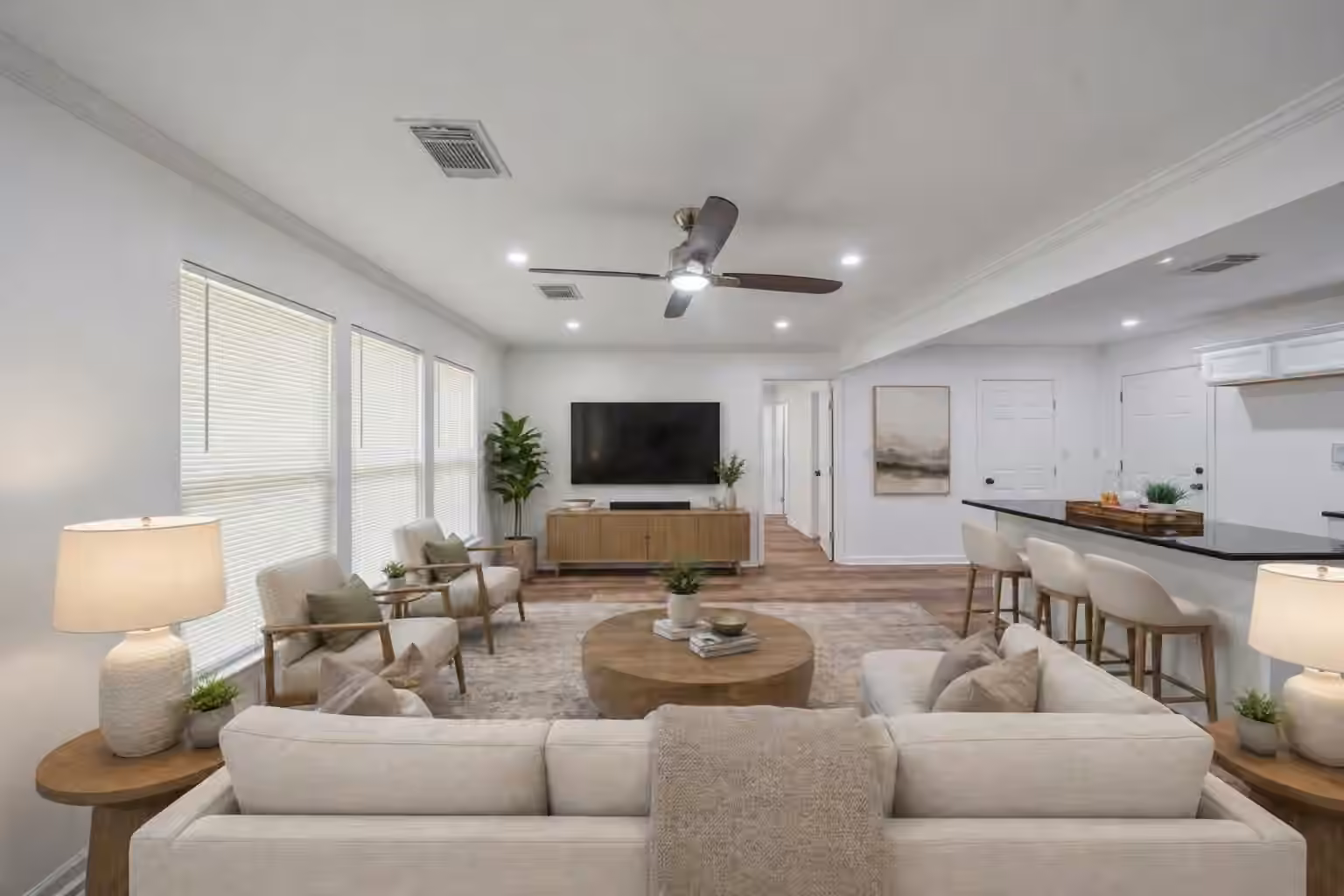 Photo 2 of 3051 Rothermel Road, Houston, TX