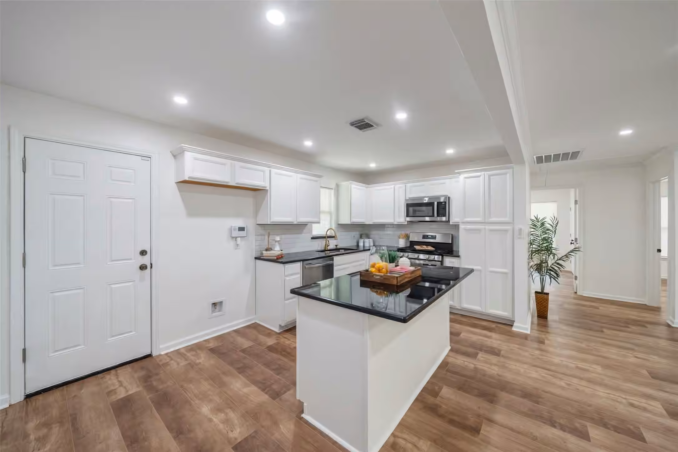Photo 7 of 3051 Rothermel Road, Houston, TX