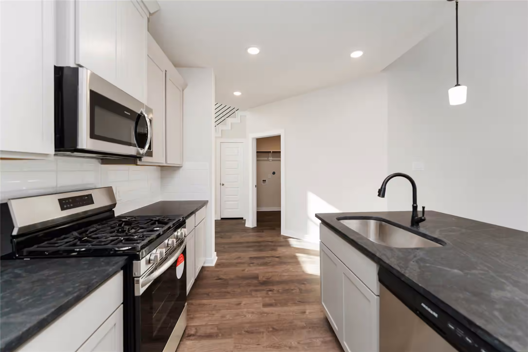 Photo 6 of 5840 Trout Lily Drive, Montgomery, TX