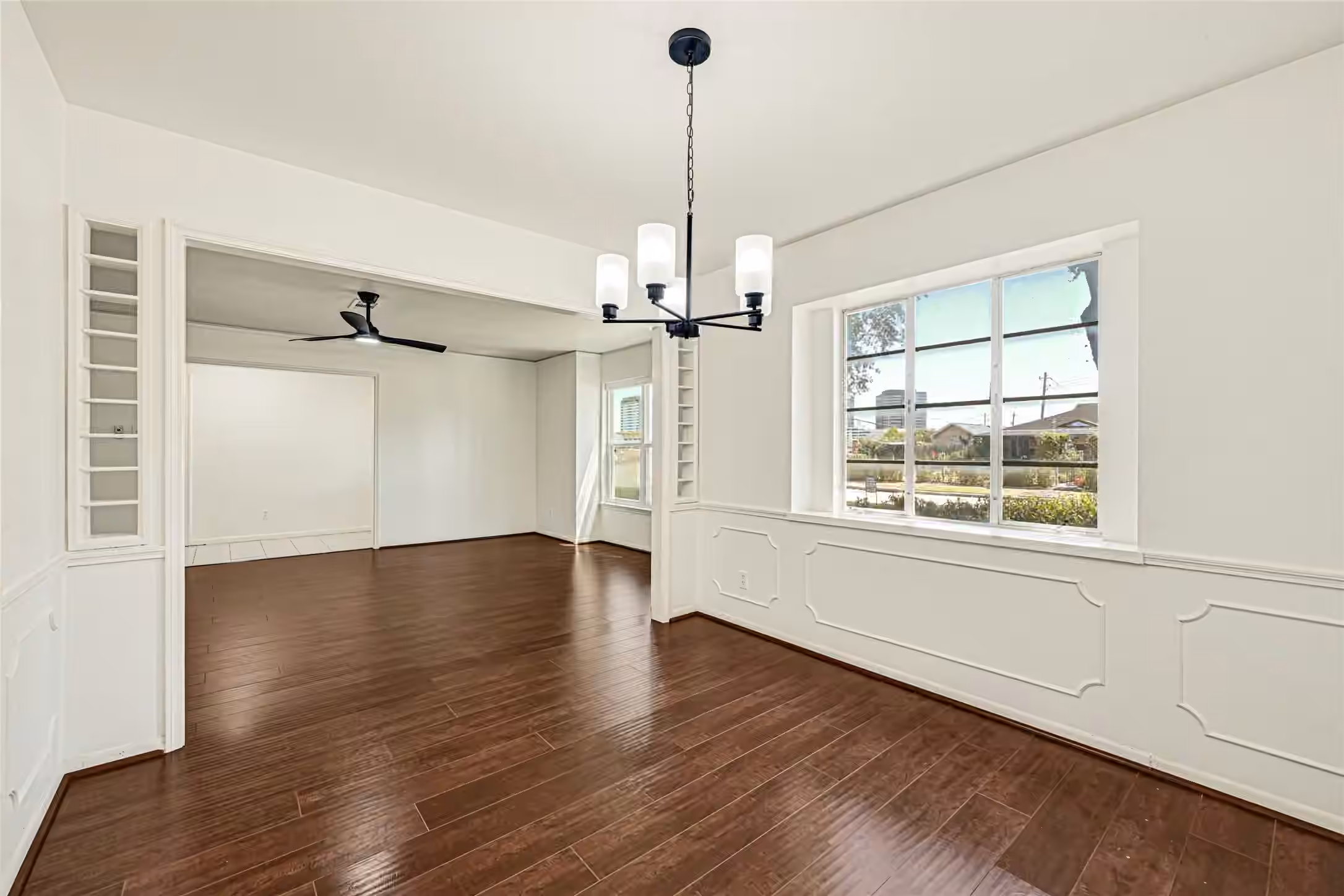 Photo 6 of 7702 Dashwood Drive, Houston, TX