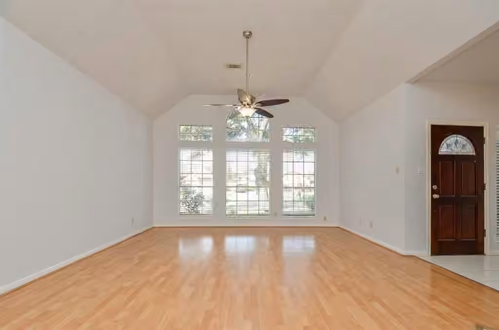 Photo 3 of 16839 Carbridge Drive, Houston, TX