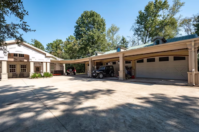 Photo 5 of 11105 Crockett Martin Road, Conroe, TX