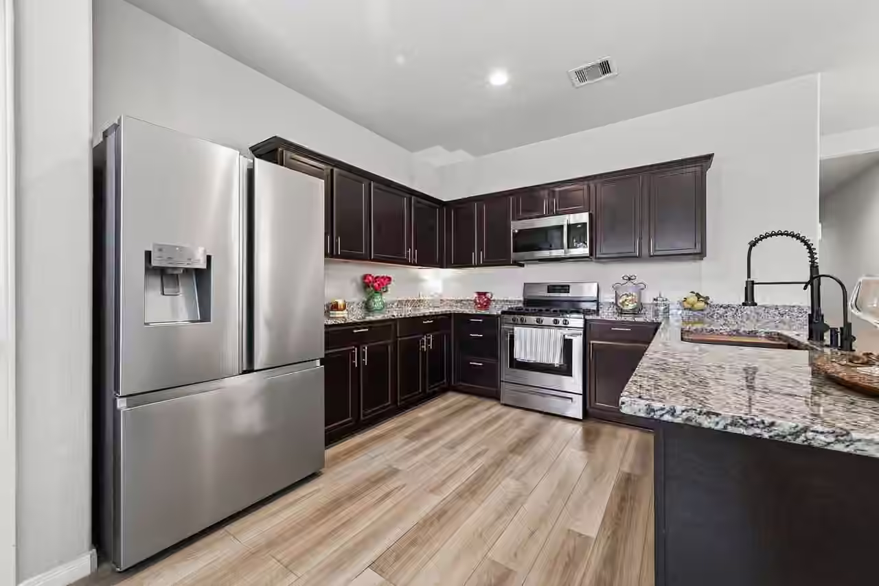 Photo 4 of 7806 London Tower Lane, Houston, TX