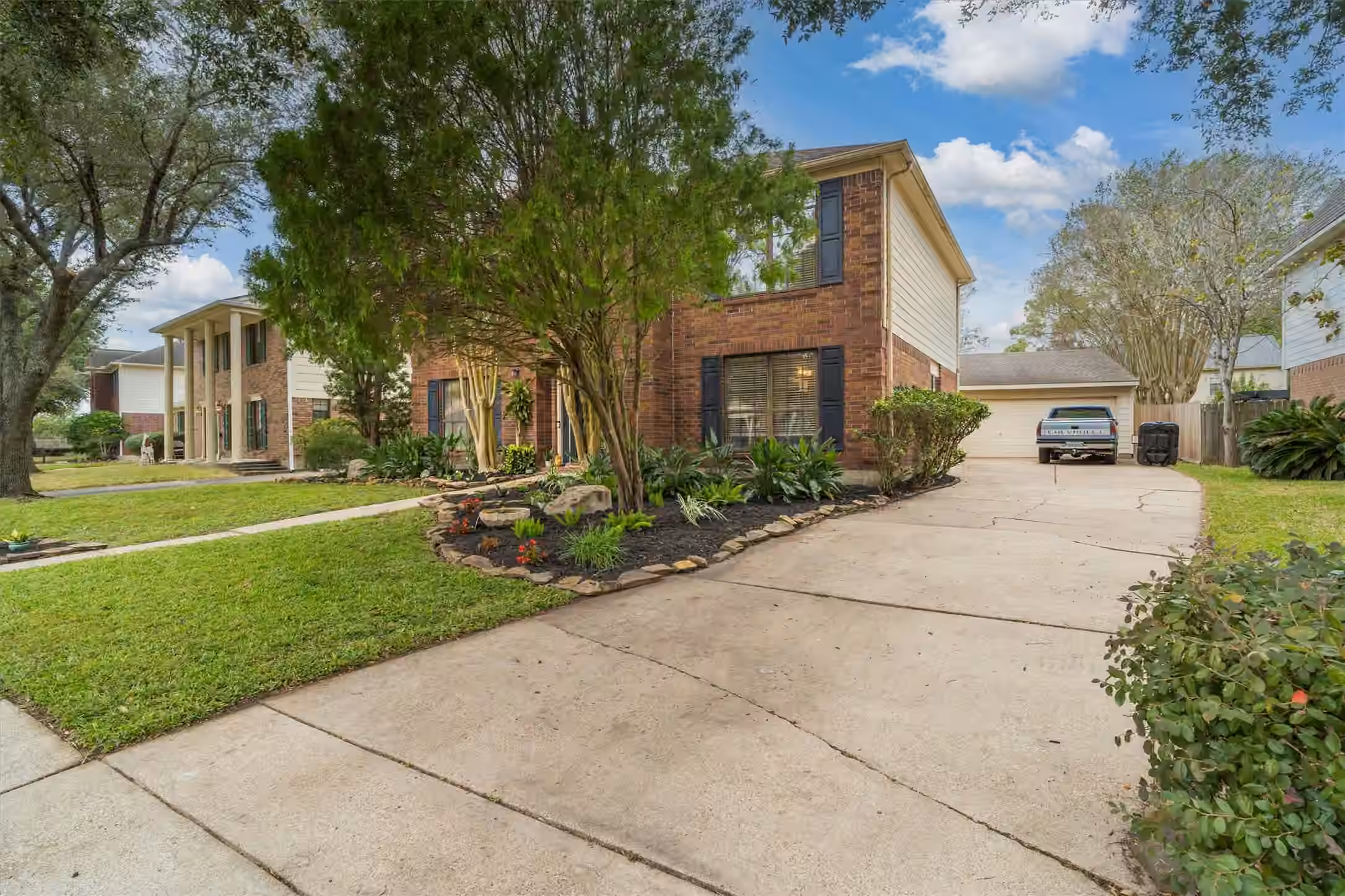 Photo 3 of 819 Rolling Run Court, Houston, TX