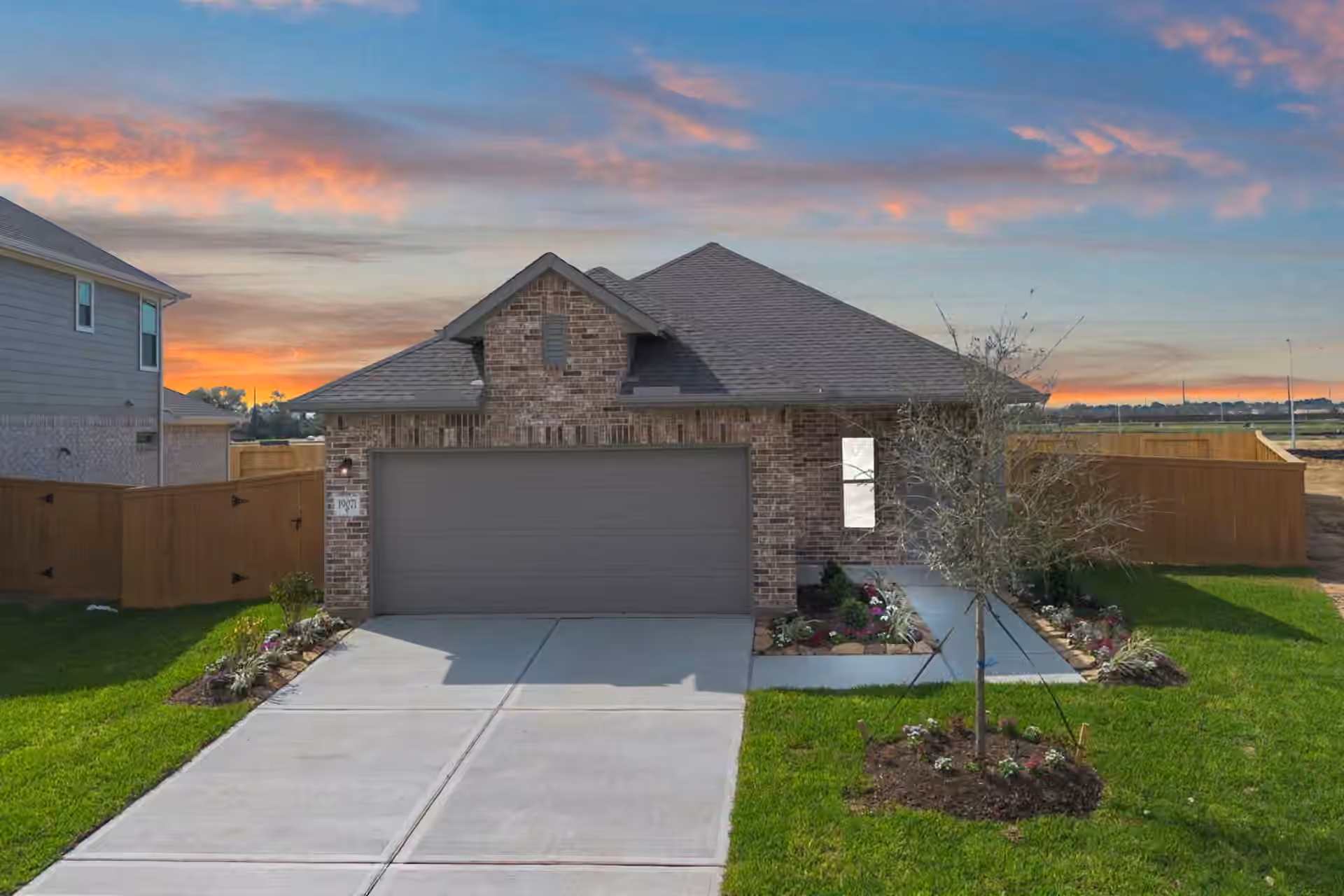 Photo 2 of 19039 Cetara Villa Drive, Hockley, TX