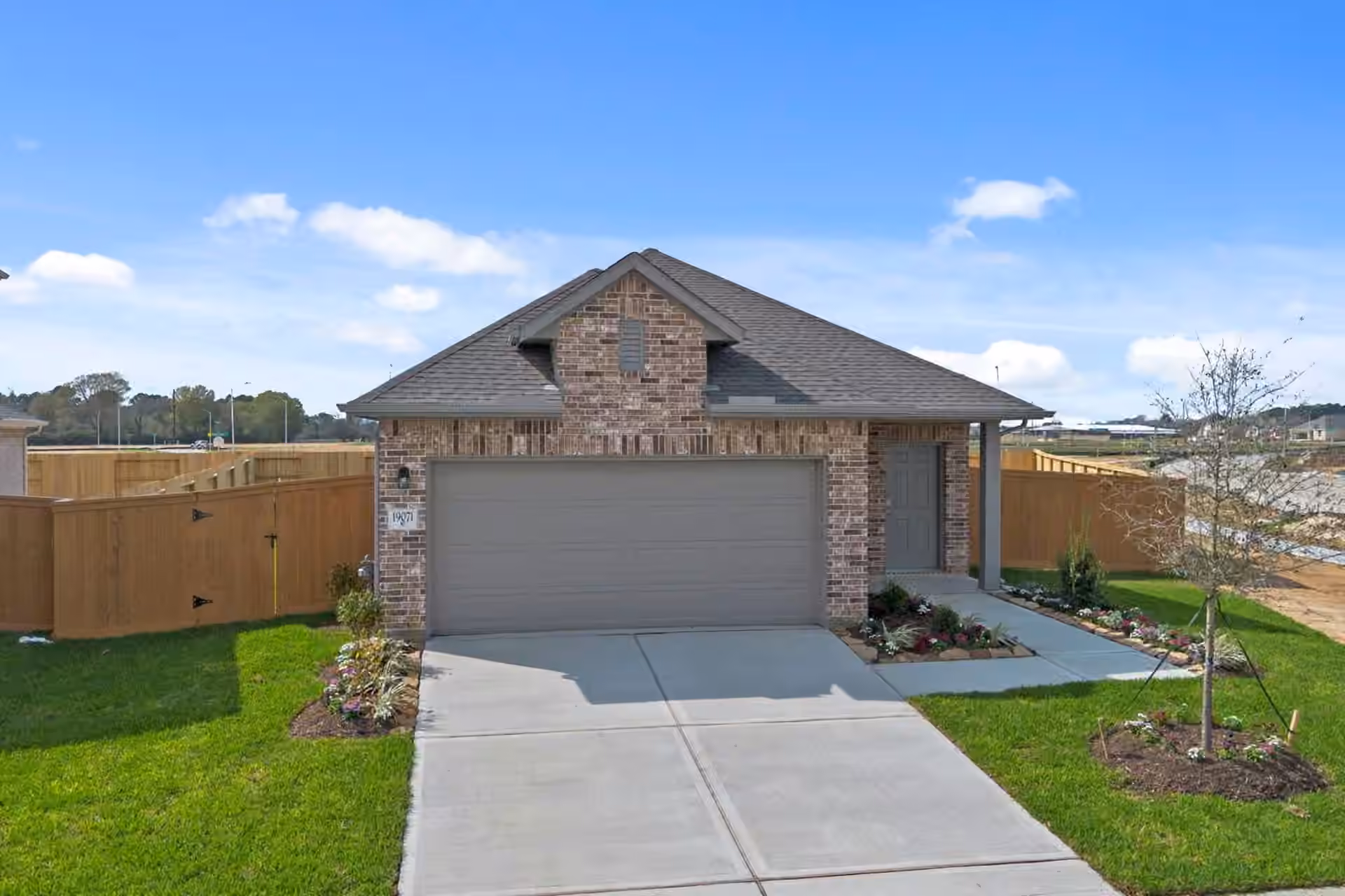 Photo 4 of 19039 Cetara Villa Drive, Hockley, TX