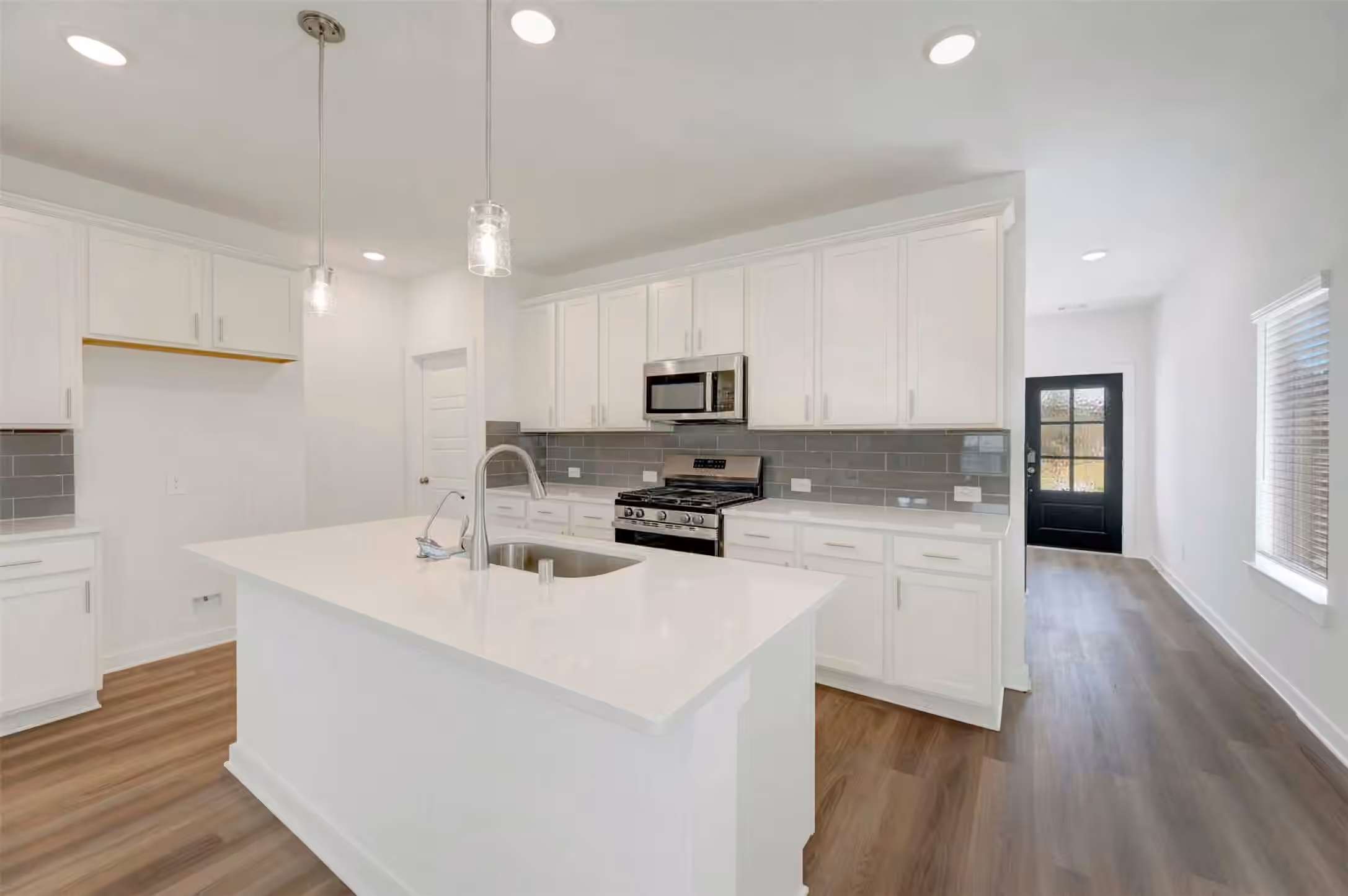 Photo 3 of 16842 Cockspur Hawthrown Lane, New Caney, TX