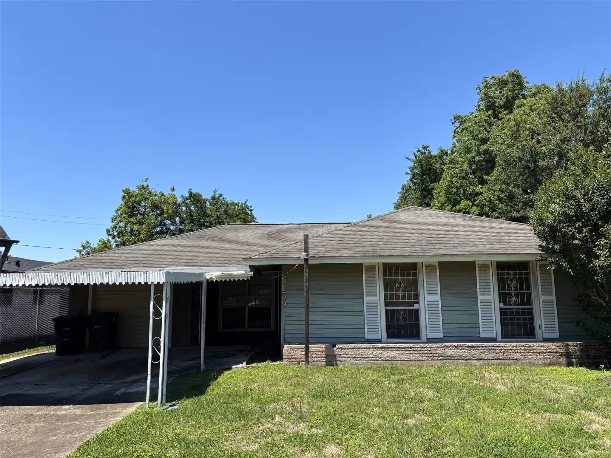 Photo of 6159 Lyndhurst Drive, Houston, TX