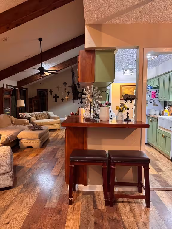 Photo 5 of 75 Coral Gables, Trinity, TX