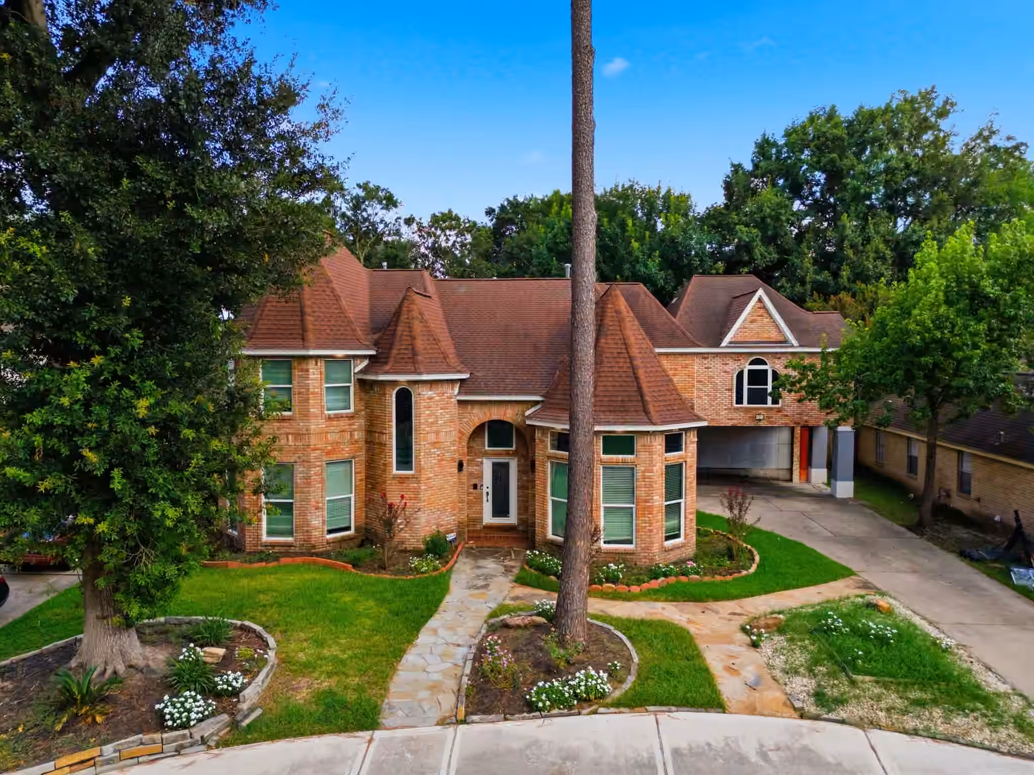 Photo of 6915 Pebble Beach Drive, Houston, TX
