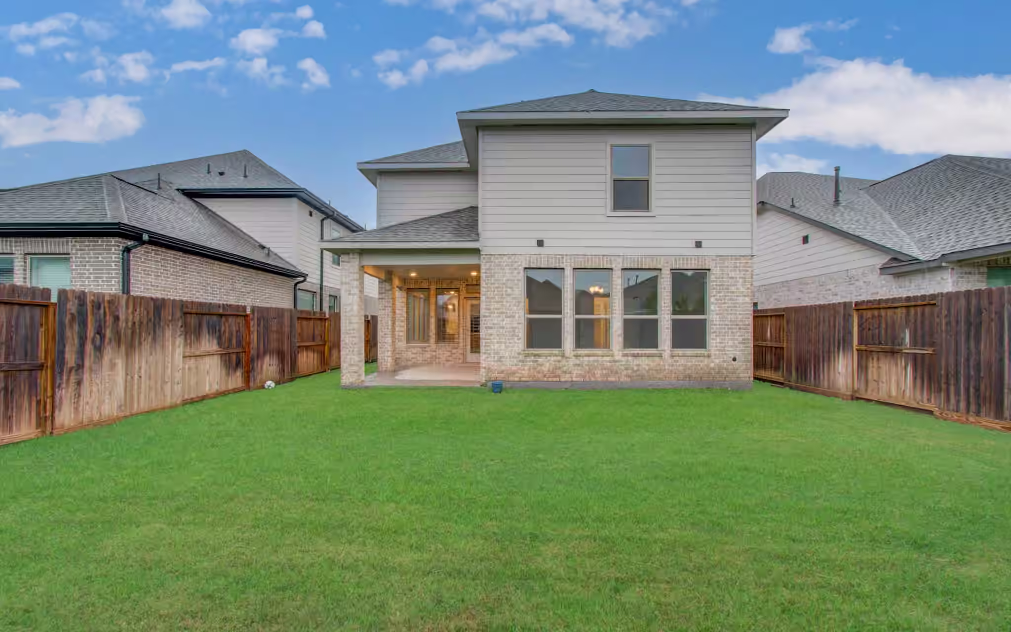 Photo 5 of 26002 Horizon Star Lane, Richmond, TX