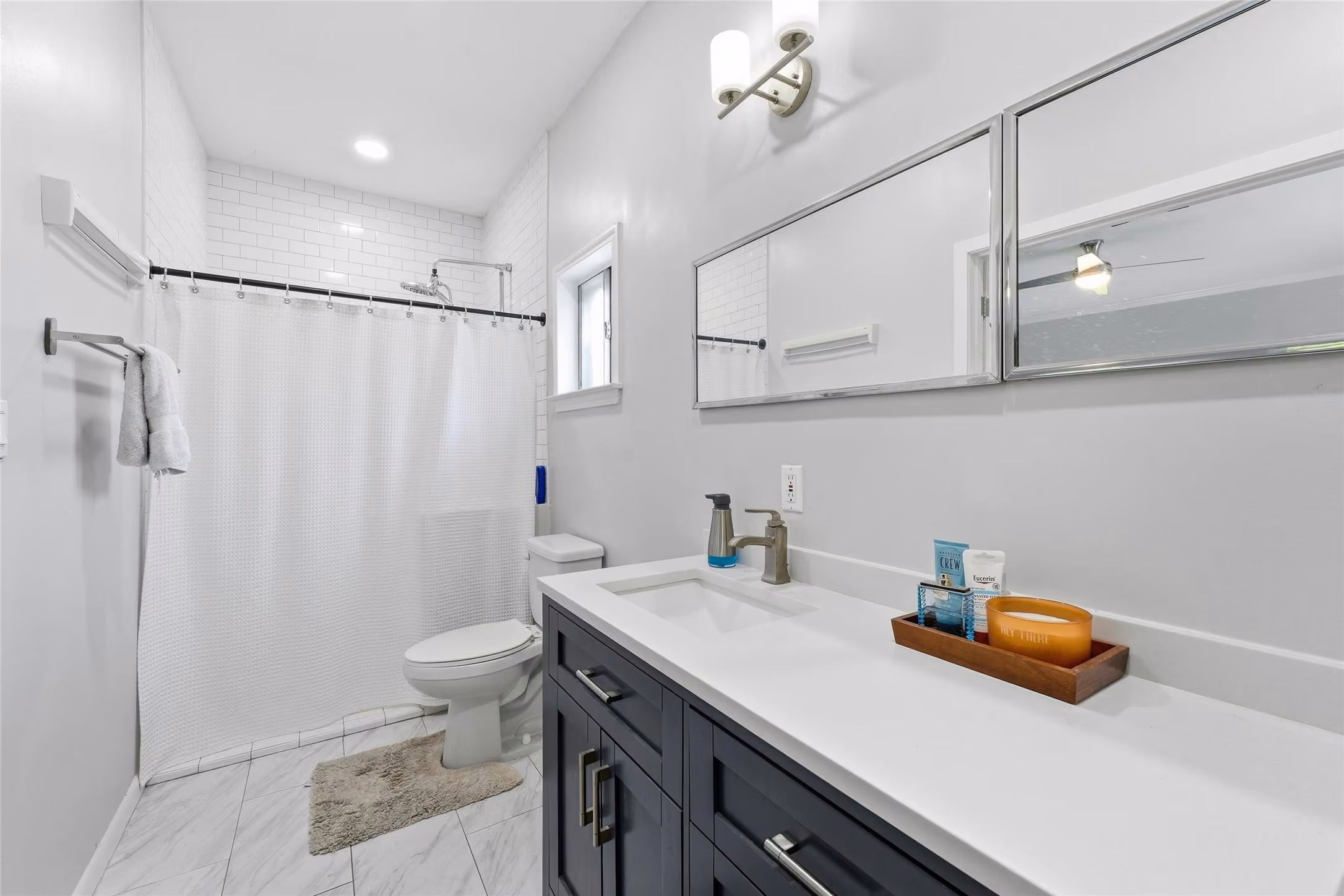Photo 7 of 202 E 34th Street, Houston, TX