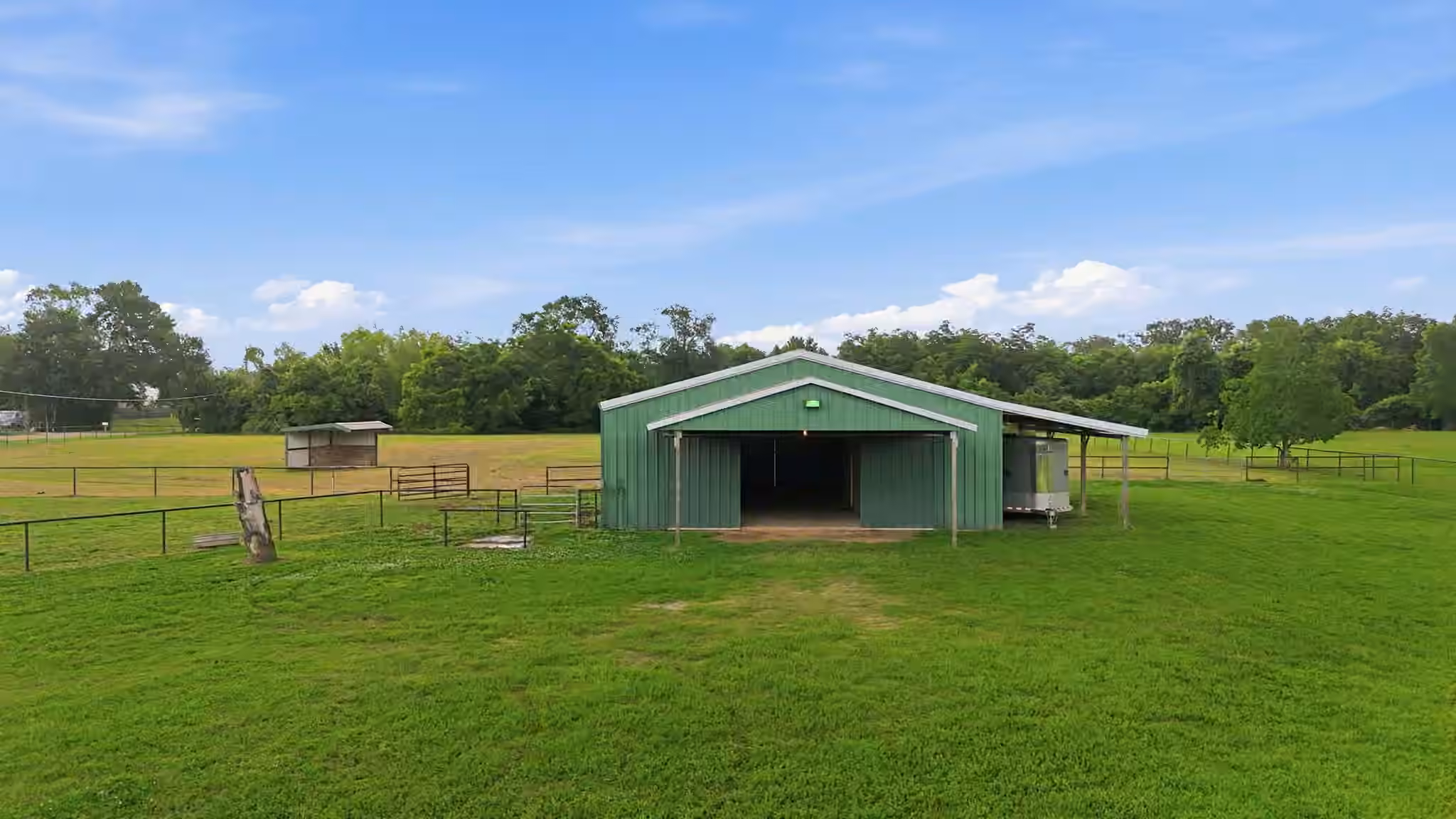 Photo 3 of 4304 Skinner Lane, Richmond, TX