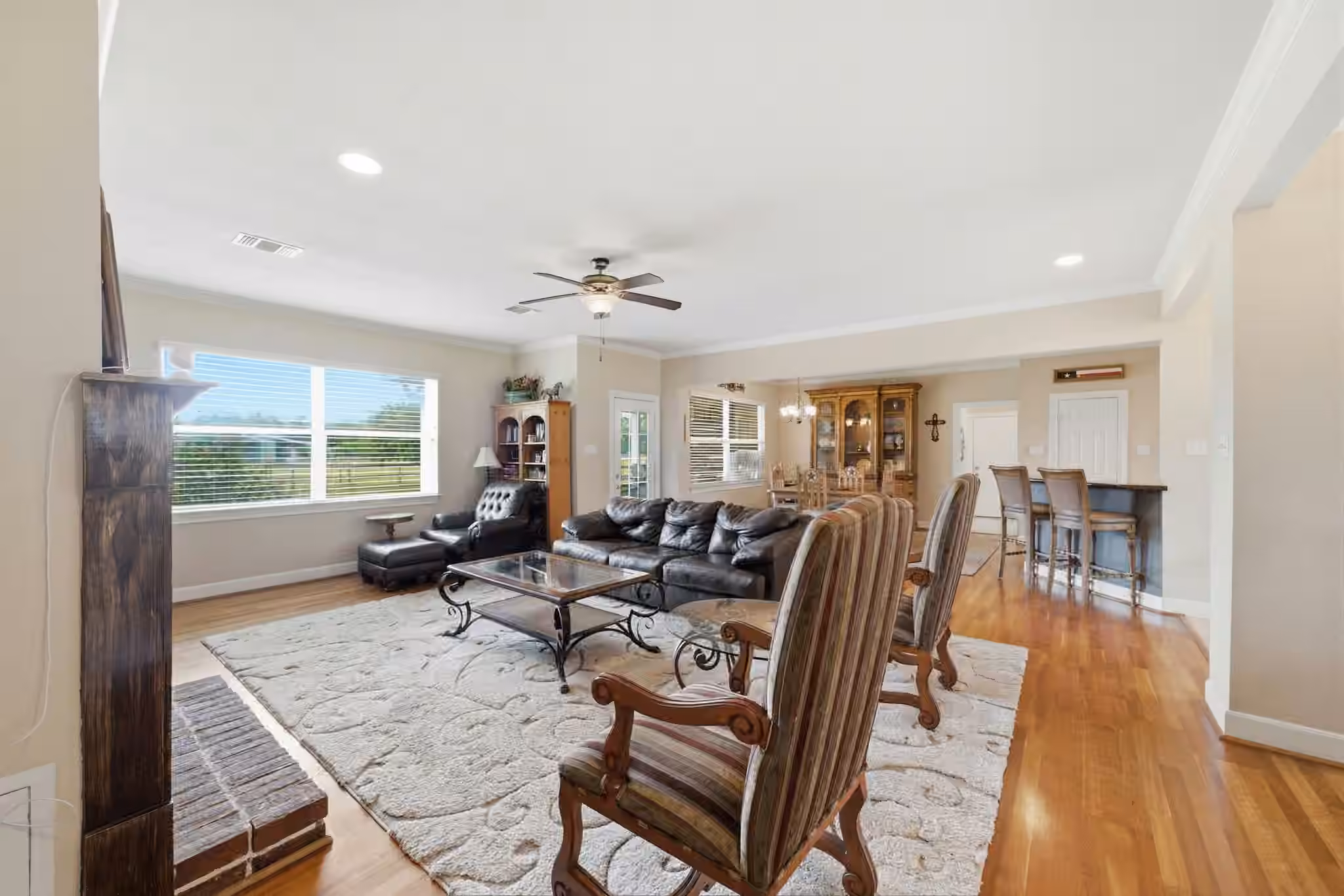 Photo 4 of 4304 Skinner Lane, Richmond, TX