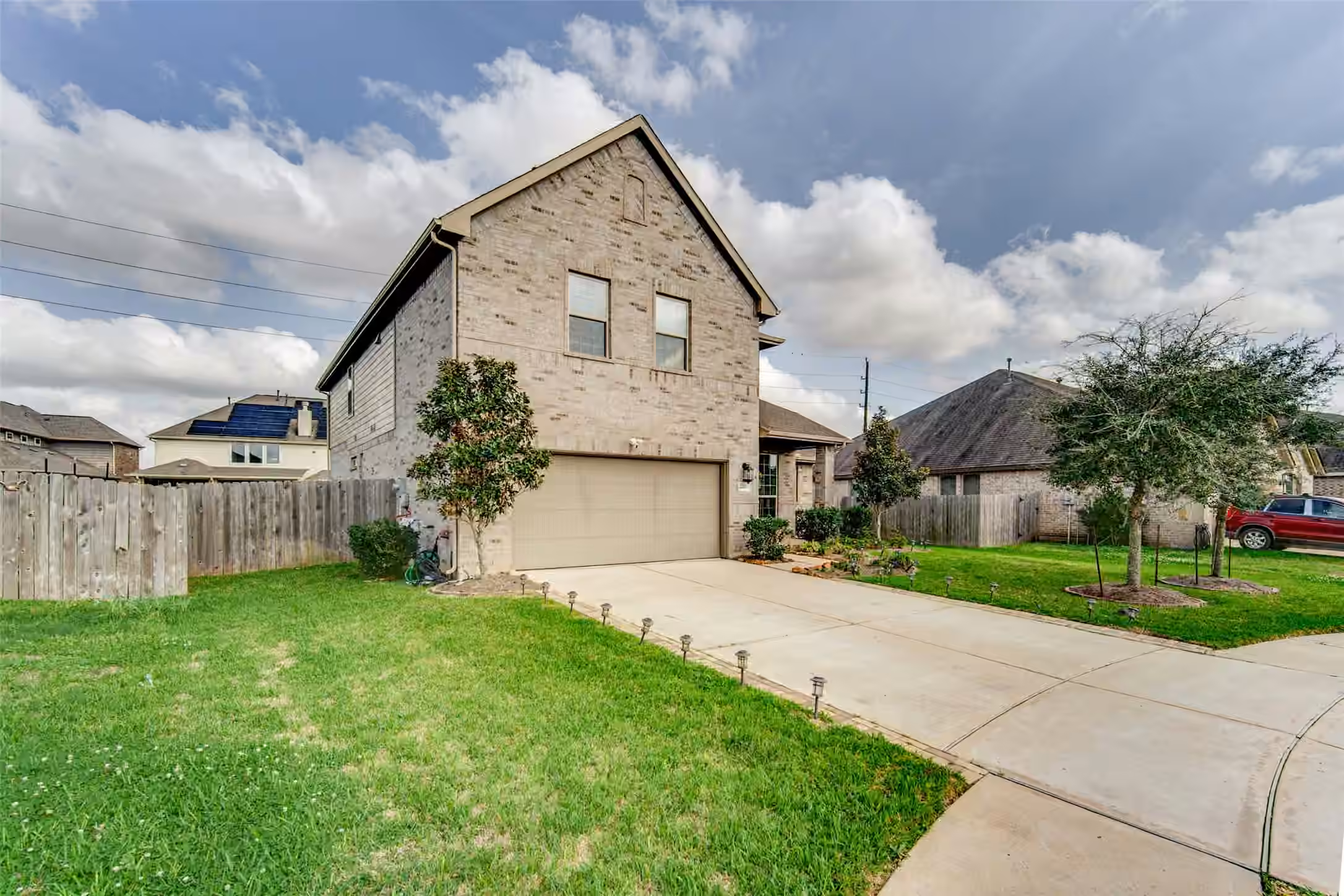Photo 2 of 2207 Pickford Terrace Lane, Richmond, TX
