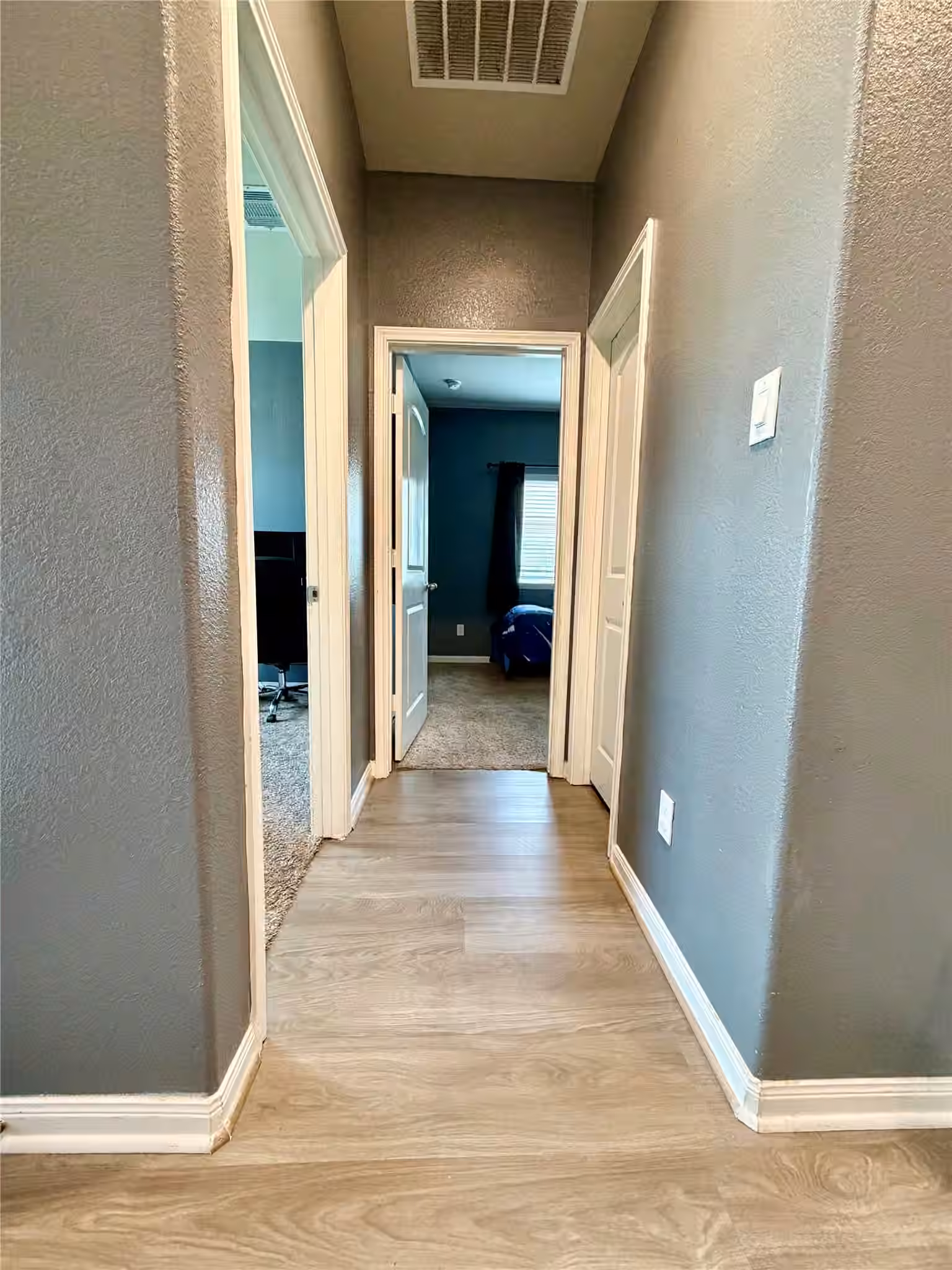 Photo 7 of 315 Woodhaven Drive, West Columbia, TX
