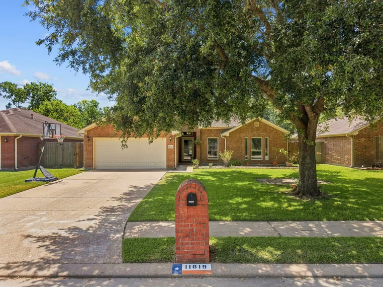 Photo of 11819 Santa Fe Trail, Santa Fe, TX