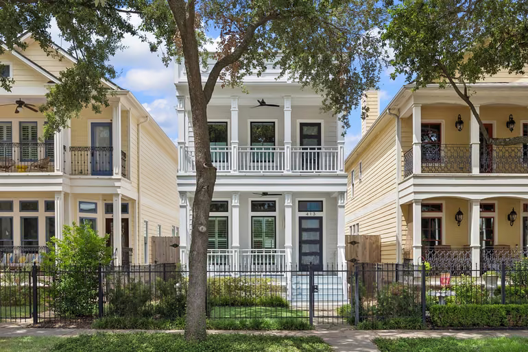 Photo of 413 W 21st Street, Houston, TX