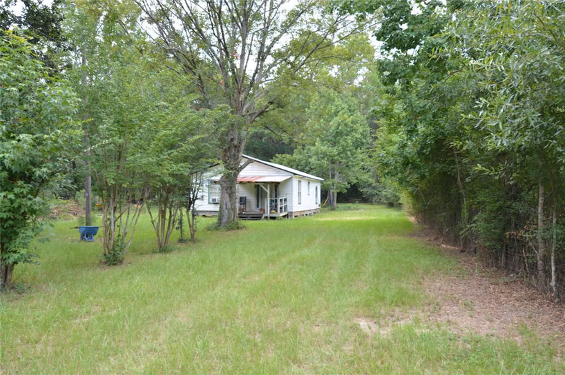 Photo of 1120 Cherry Creek Drive, Shepherd, TX
