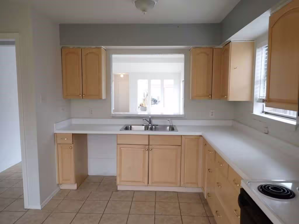 Photo 7 of 11539 Bellerive Drive, Houston, TX
