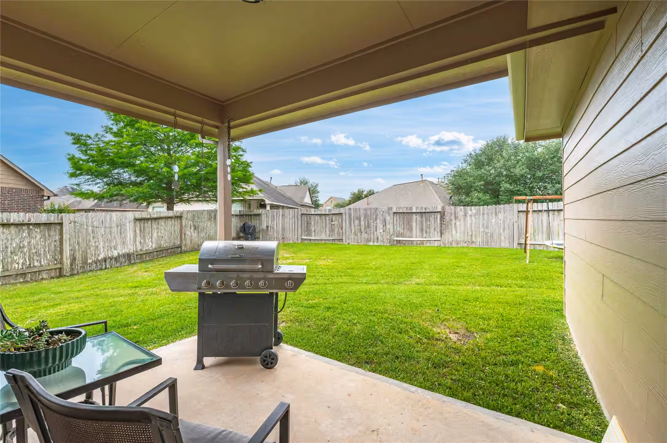 Photo 7 of 17107 Bedford Peak Court, Humble, TX