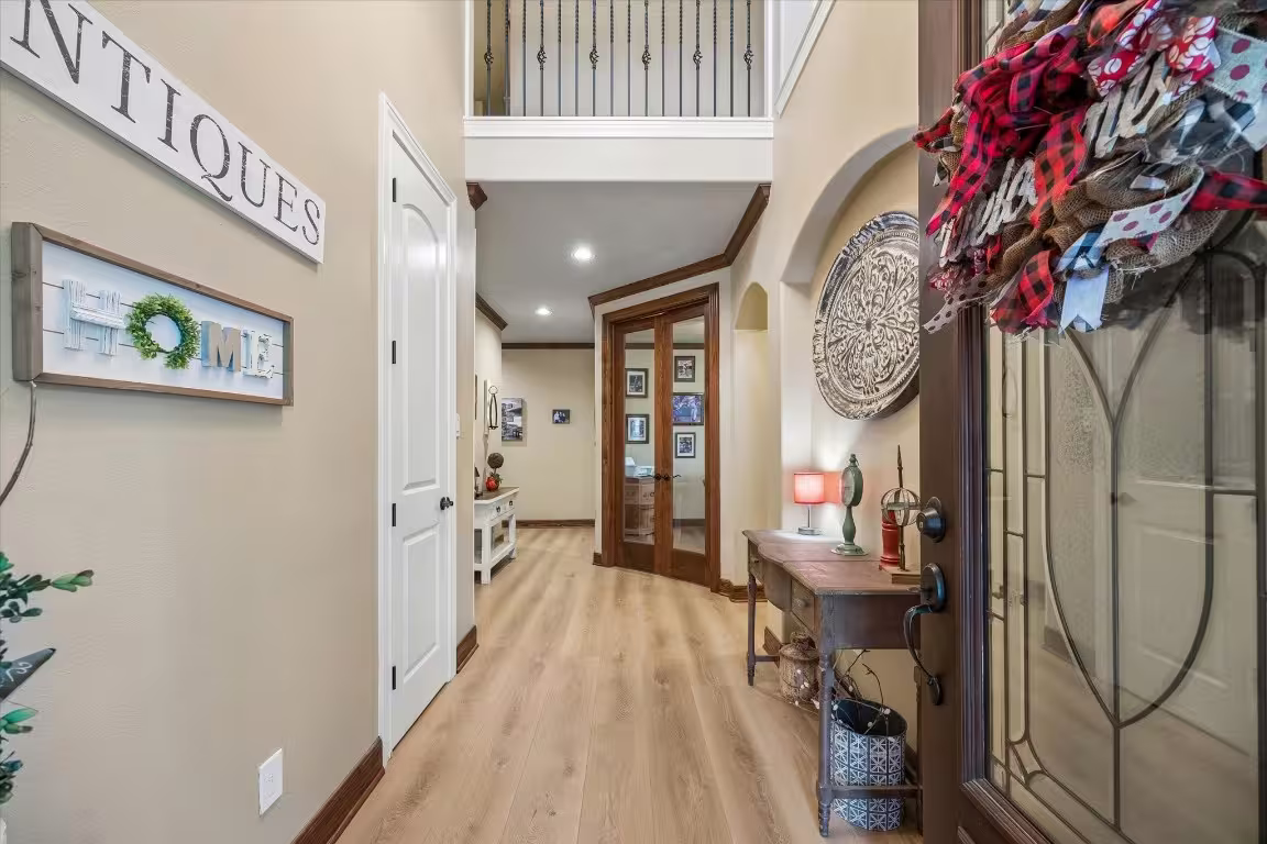 Photo 5 of 514 Pinehurst Drive, New Ulm, TX