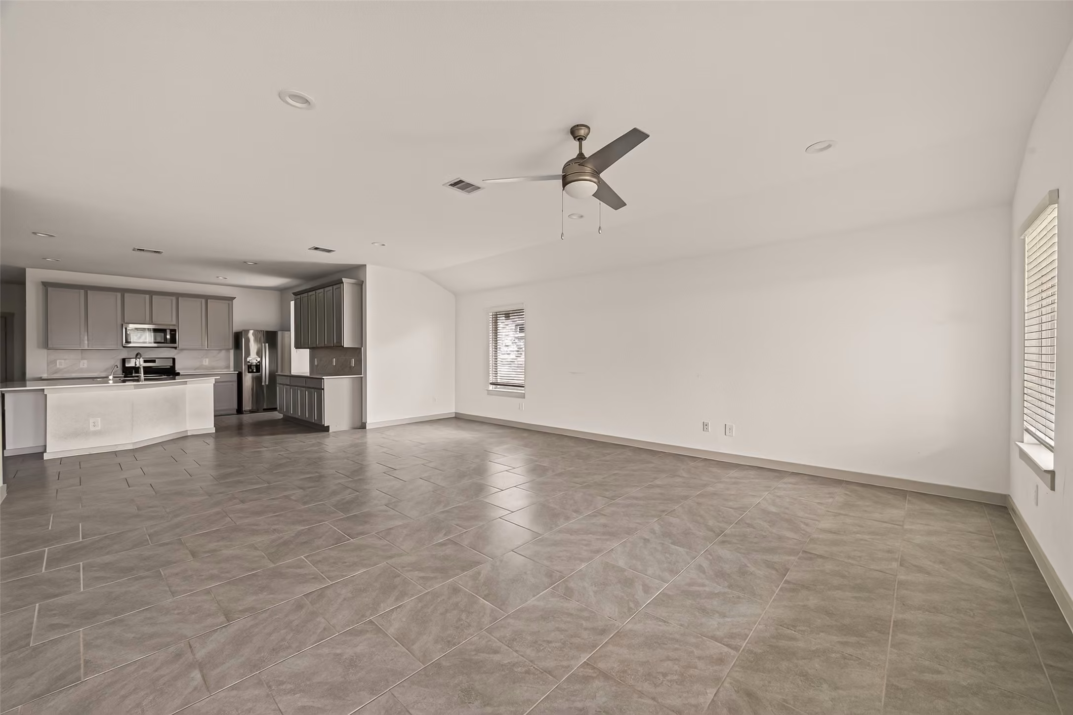 Photo 6 of 28943 Yachting Point Lane, Katy, TX