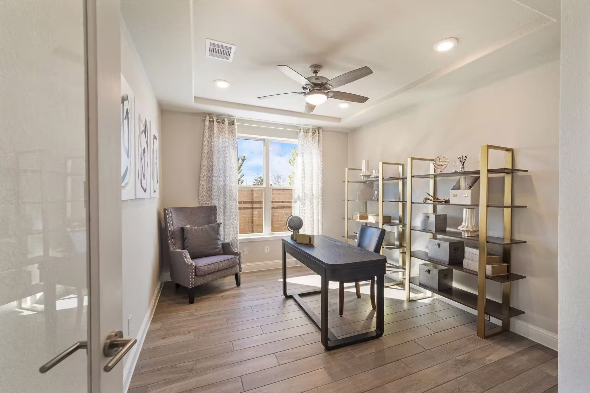 Photo 5 of 2922 Coastal Sage Lane, Iowa Colony, TX