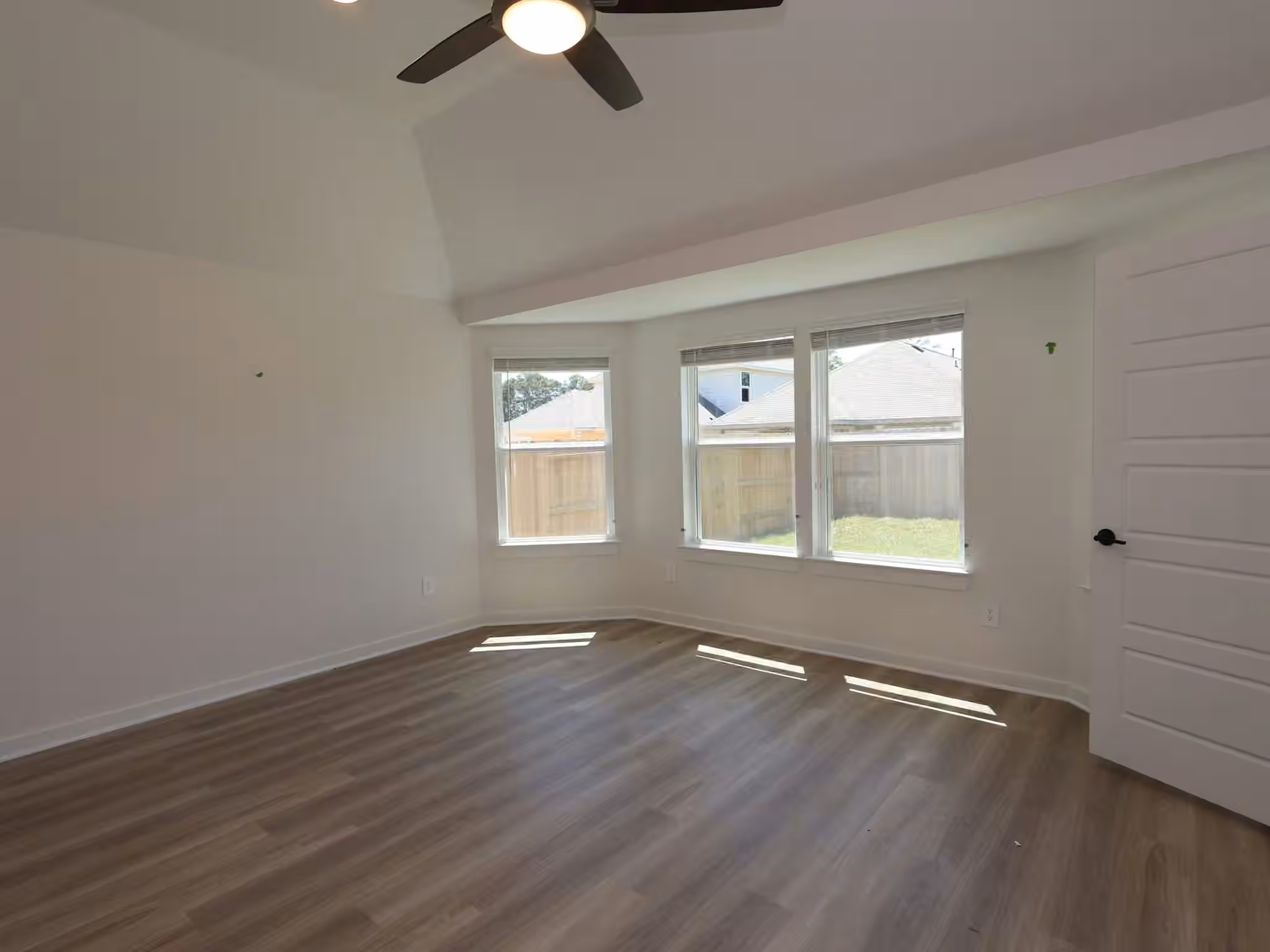 Photo 6 of 10236 Burton Path, Montgomery, TX