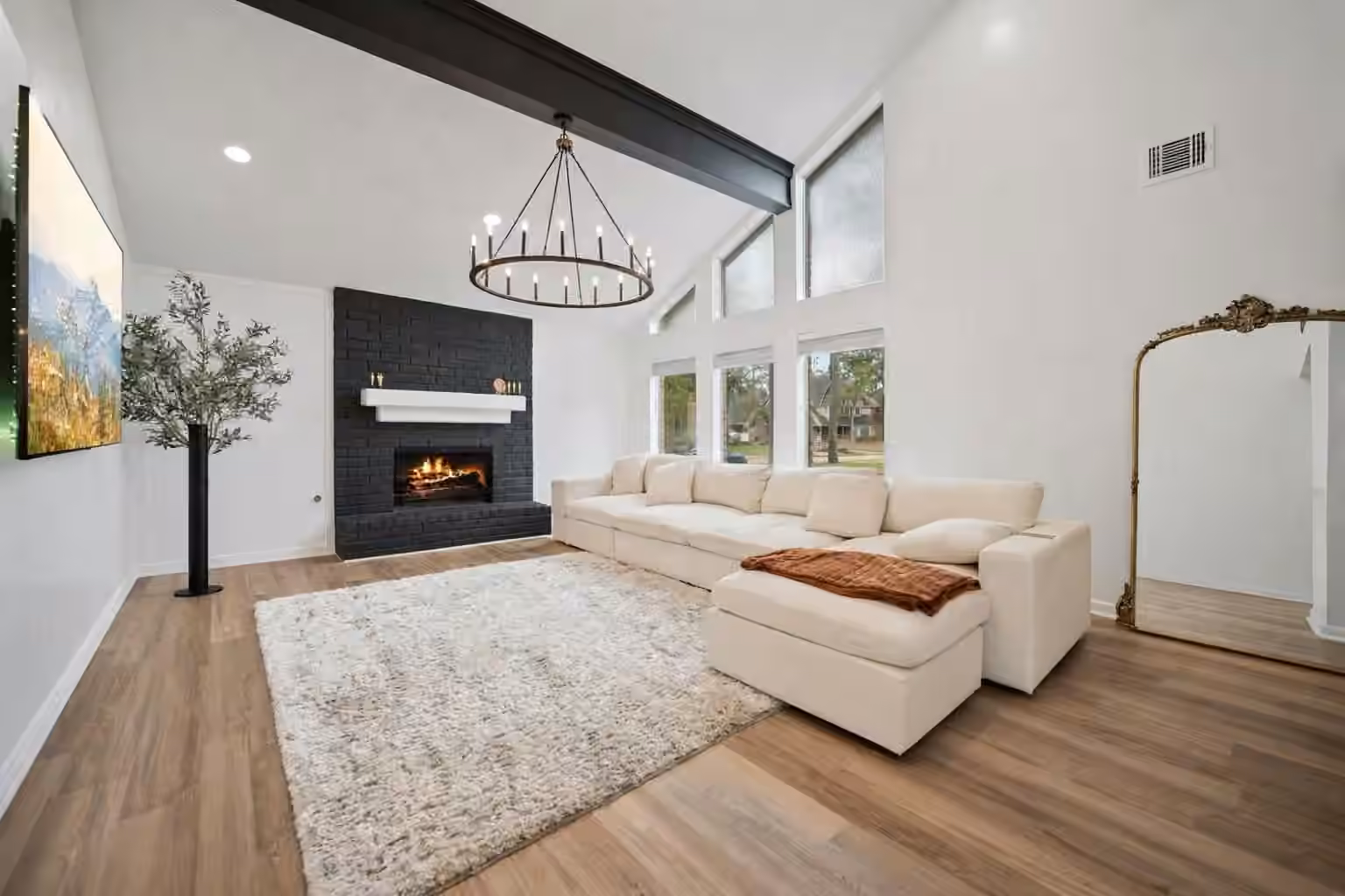 Photo 2 of 14907 Oak Bluff Court, Houston, TX