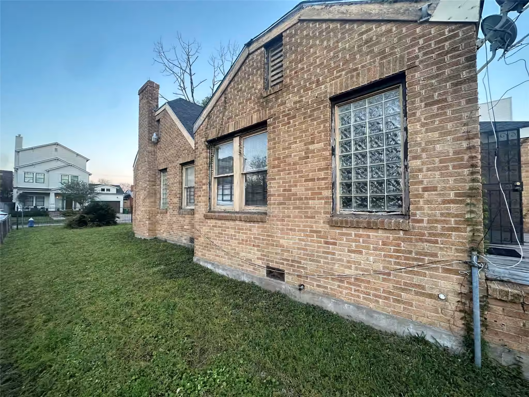 Photo 5 of 1704 Rosewood Street, Houston, TX
