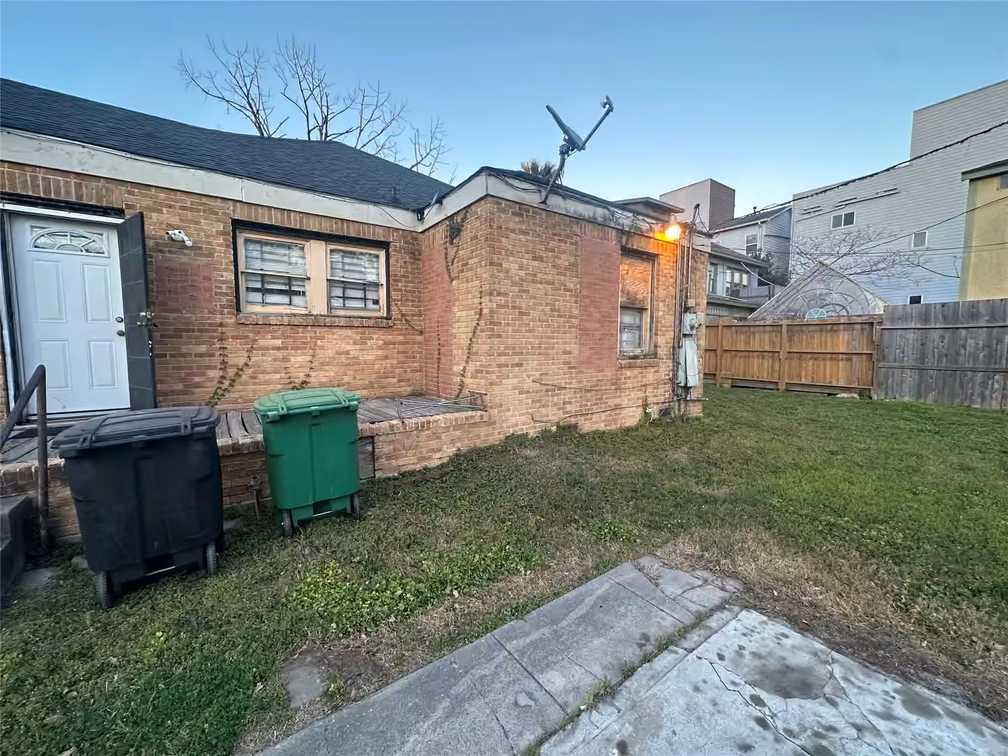 Photo 7 of 1704 Rosewood Street, Houston, TX