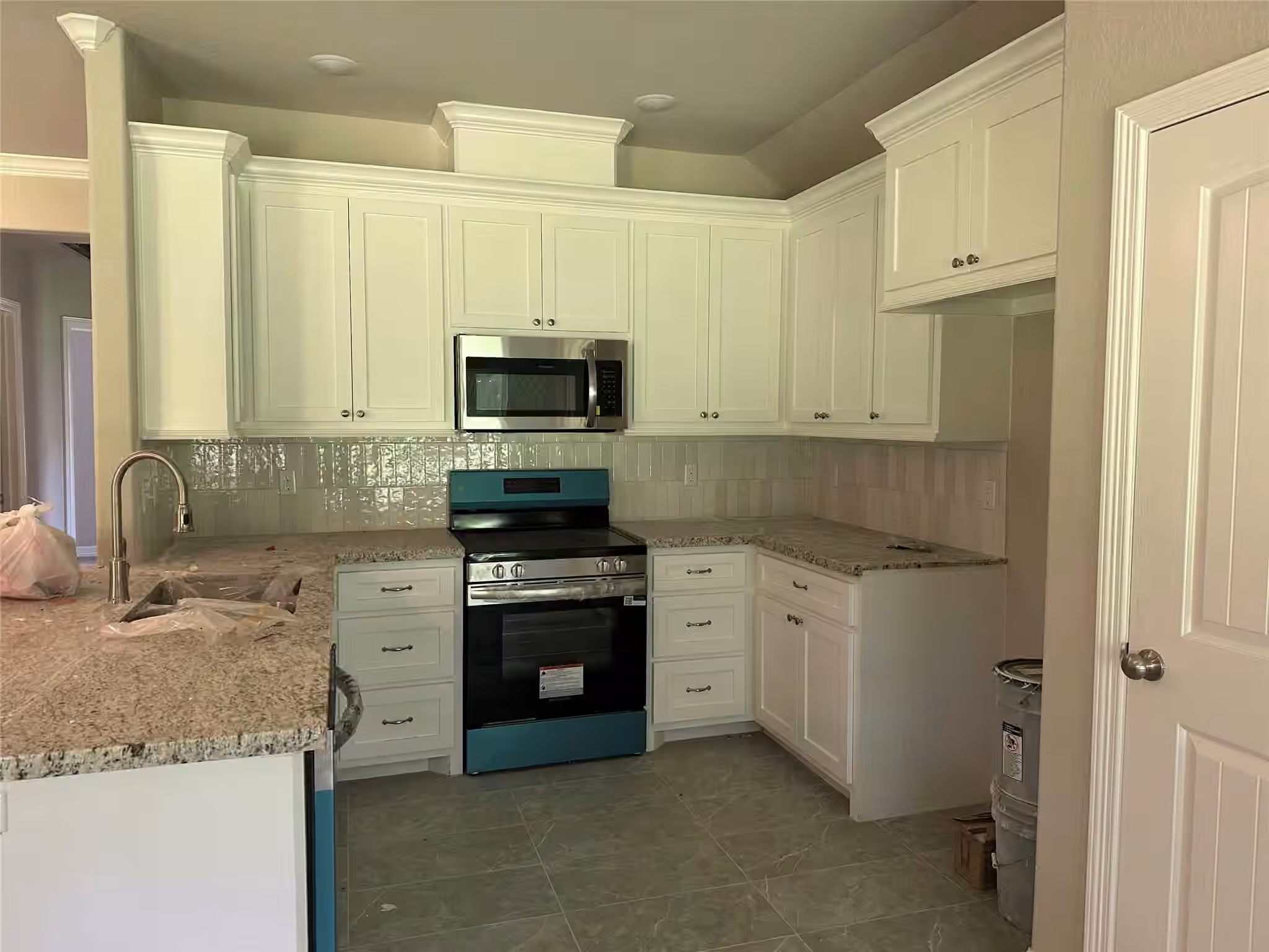 Photo 4 of 2635 County Road 769C, Brazoria, TX