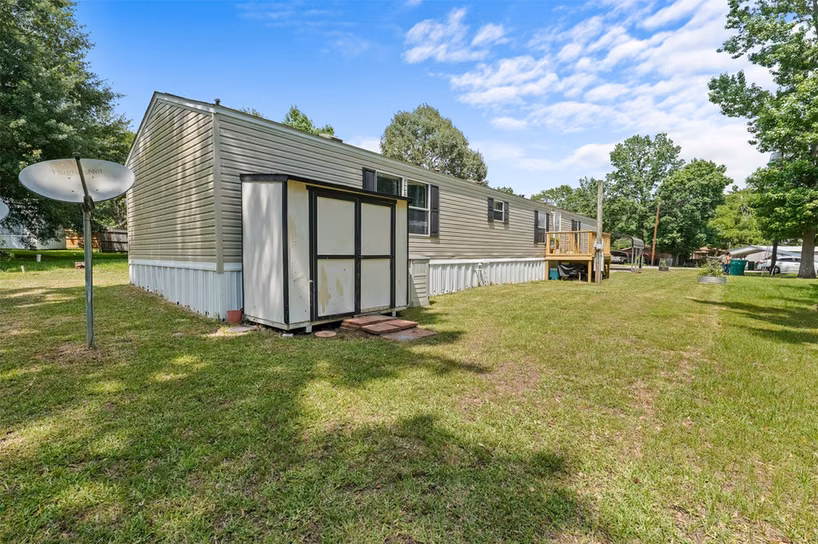 Photo 3 of 13053 Oak Manor Court, Willis, TX