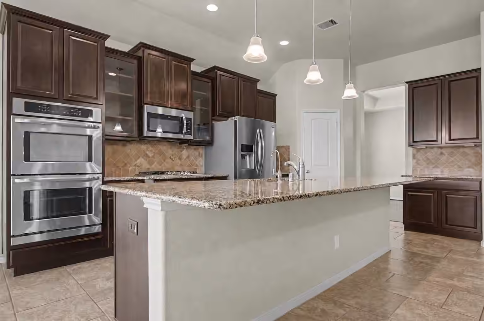Photo 4 of 13815 Wixford Trail, Richmond, TX