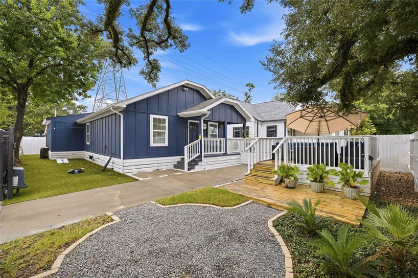 Photo 2 of 1602 Luzon Street, Houston, TX