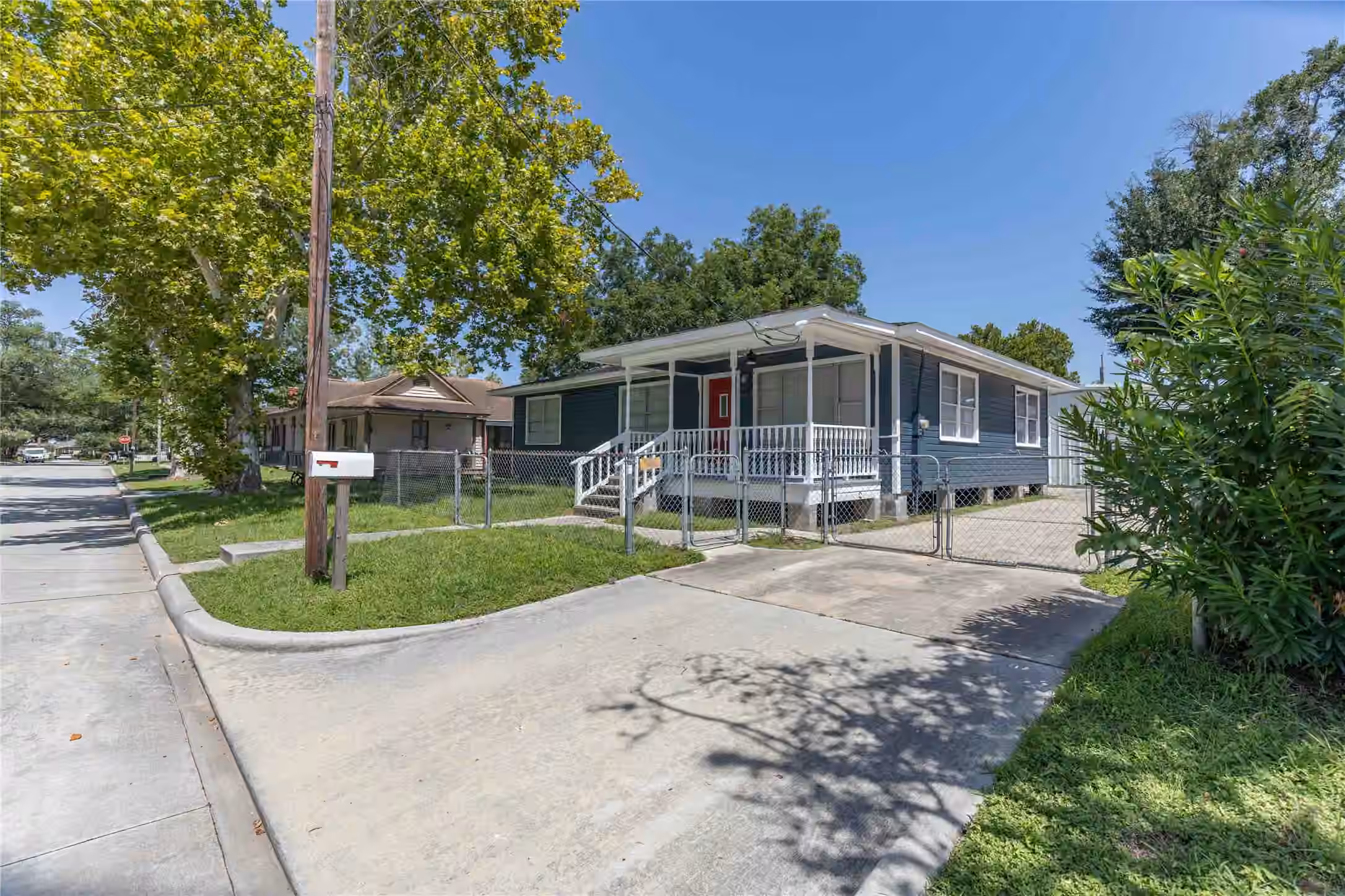 Photo 5 of 515 2nd Street, Humble, TX