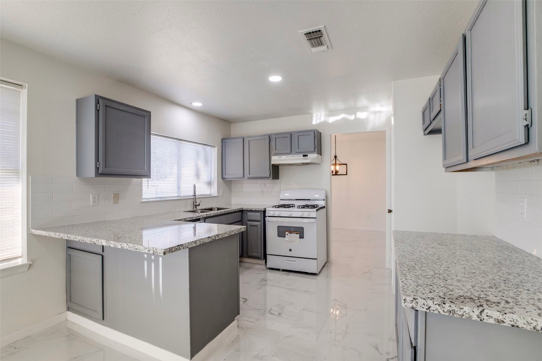 Photo 7 of 17931 Forest Cedars Drive, Houston, TX
