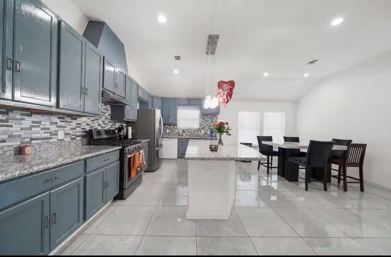 Photo 2 of 326 Cartersville Street, Houston, TX