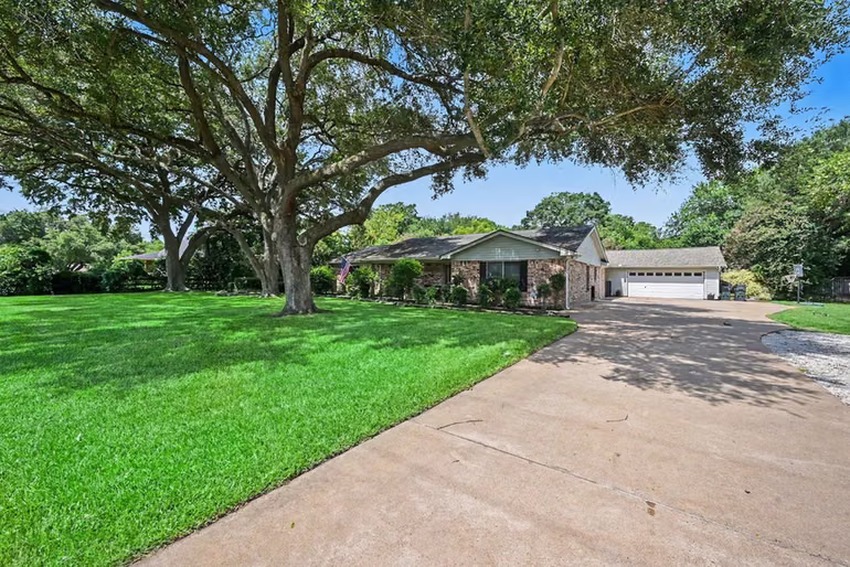 Photo 3 of 3203 Eula Morgan Road, Katy, TX