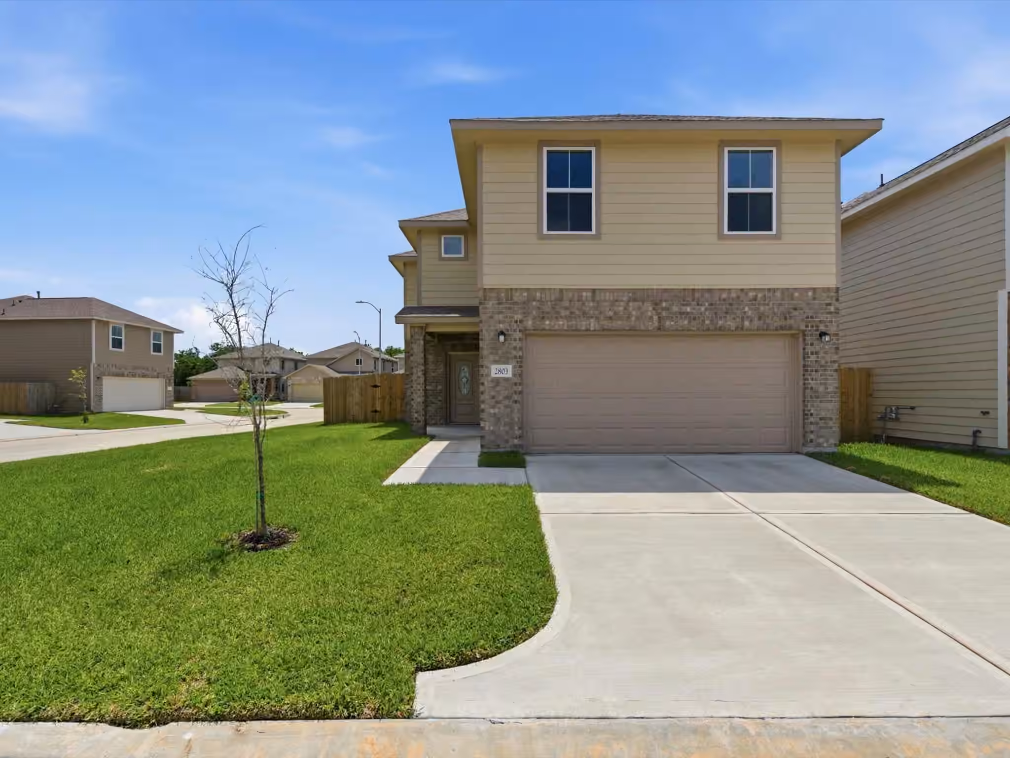 Photo 3 of 2811 Bowlin Leaf Lane, Houston, TX