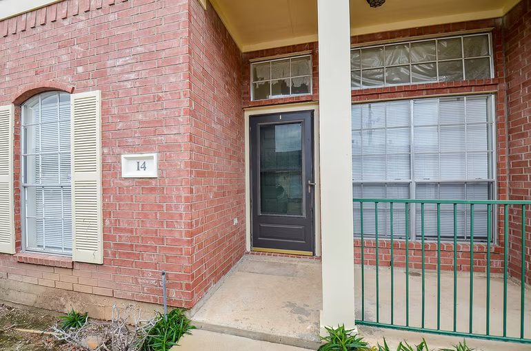 Photo 4 of 2710 Grants Lake Boulevard I-4, Sugar Land, TX