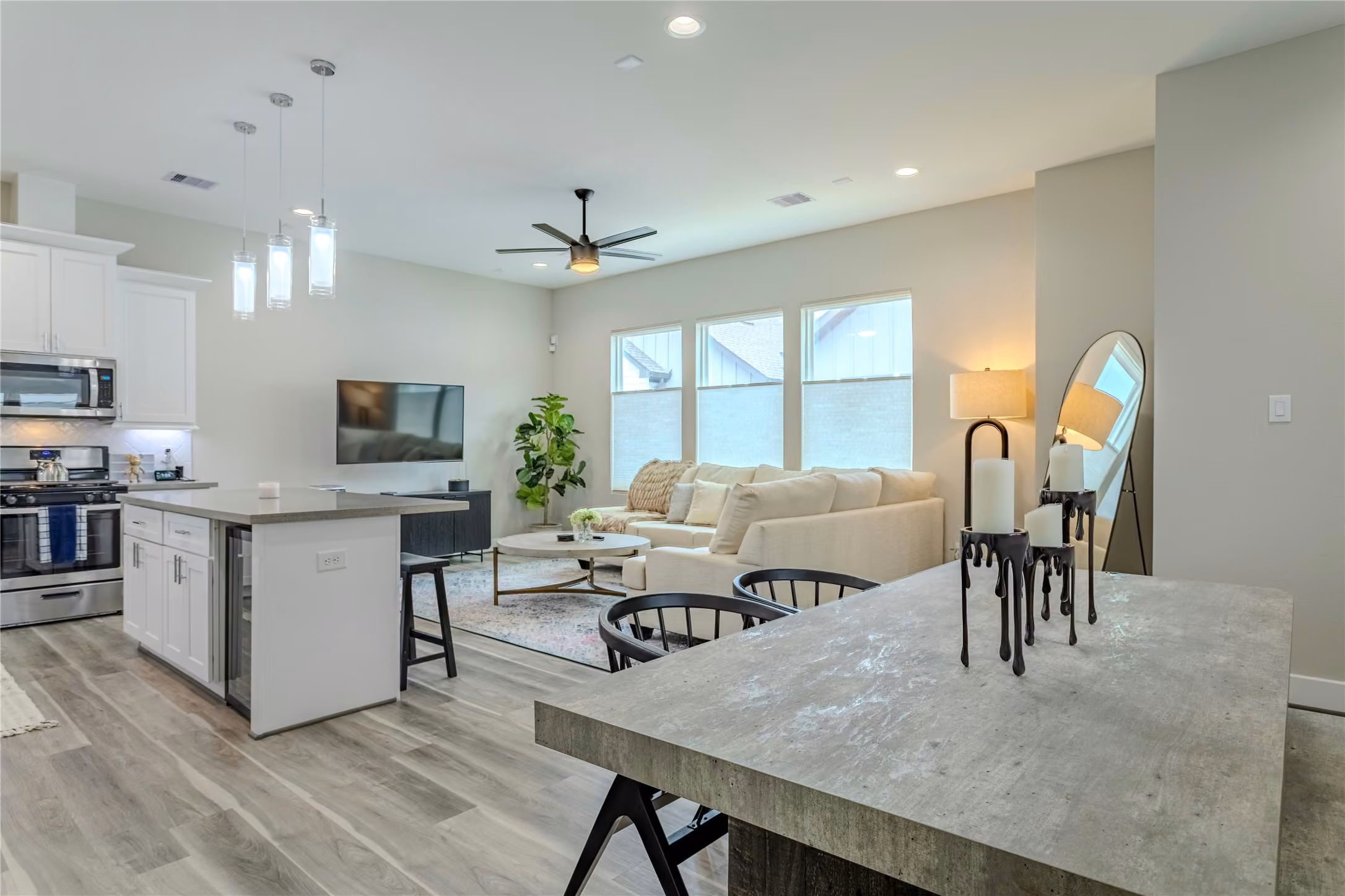 Photo 2 of 240 Julia Street D, Houston, TX