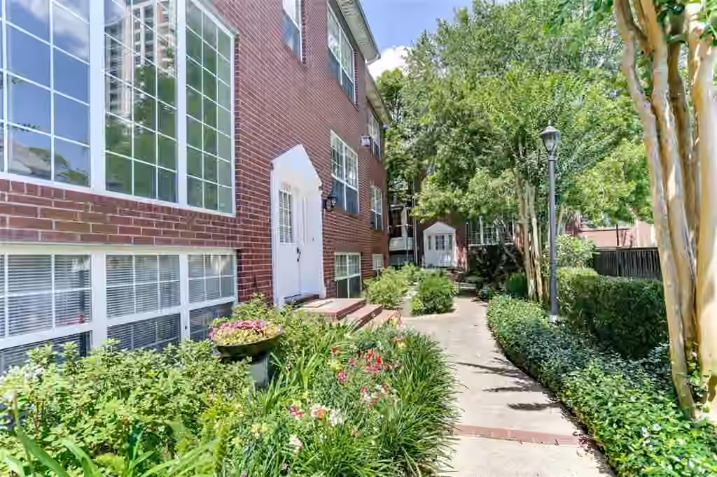 Photo 2 of 1307 Prospect Street, Houston, TX