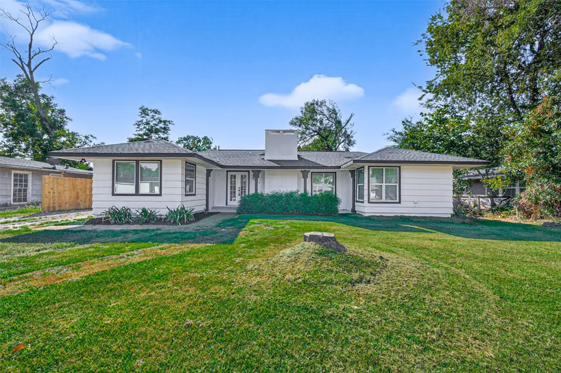 Photo of 1609 N Pacific Street, Conroe, TX