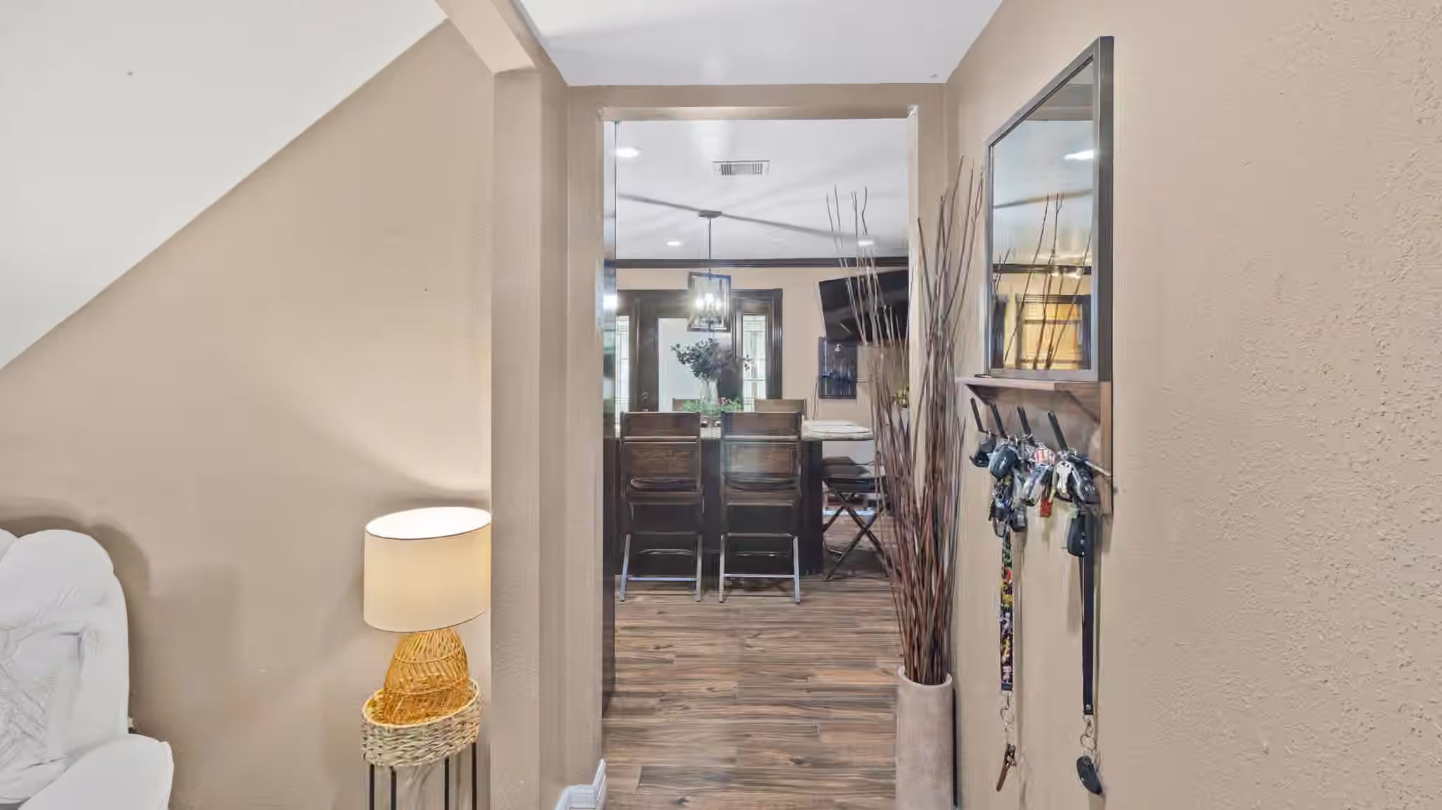 Photo 4 of 10158 Scotsbrook Drive, Houston, TX