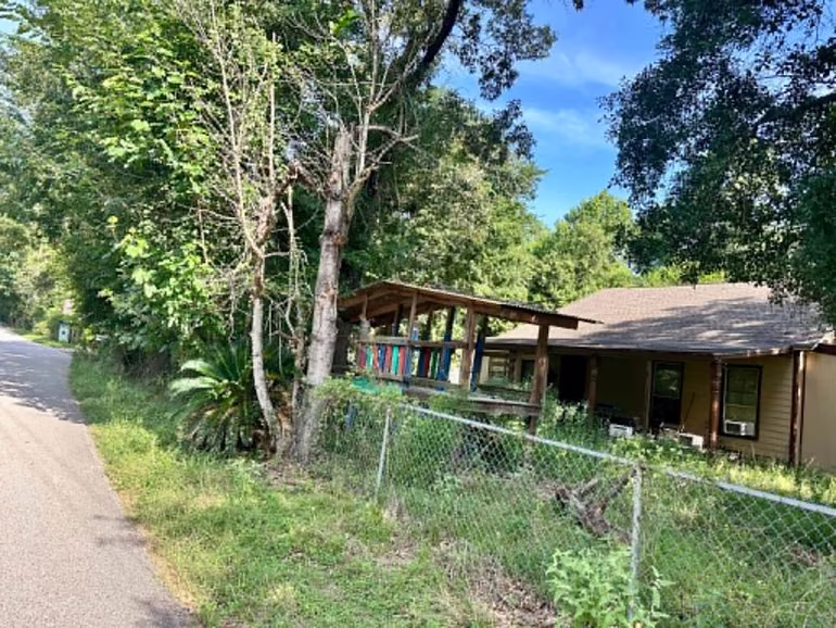 Photo 2 of 1096 Hope Road, Conroe, TX